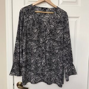 Roz & Ali Monochrome Black and White Patterned Blouse